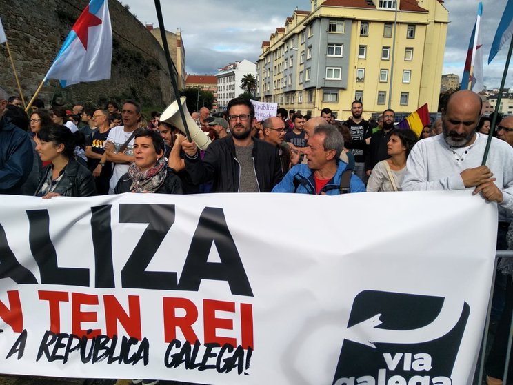 Galiza pola República. Concentración ante a UDC contra a presenza do Rei. 30 de setembro de 2019. 
